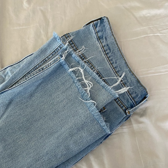 Old Navy Flare Jeans - Picture 6 of 6